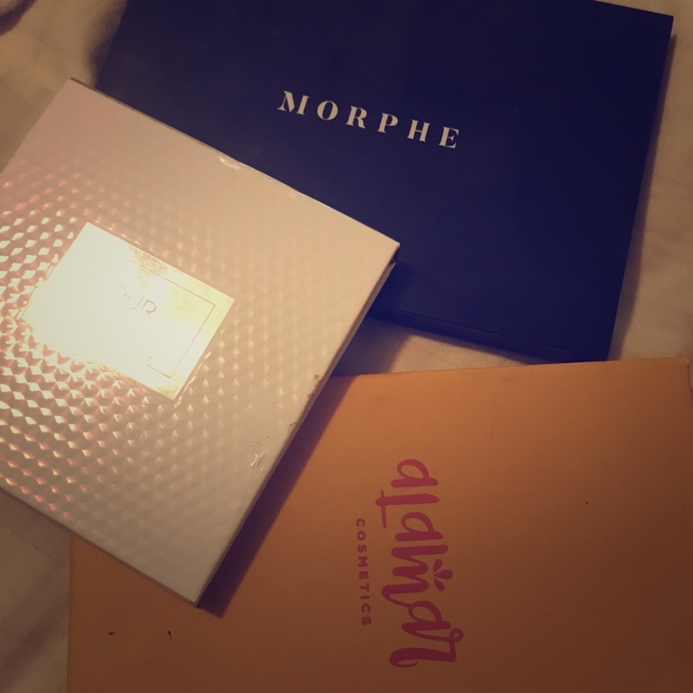 Various makeup pallets